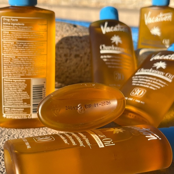 Set of 3 Vacation Chardonnay SPF 30 Suncreen - Picture 8 of 12